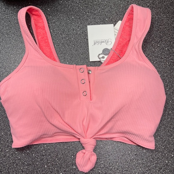 ❌Sold❌ NWT Bombshell Sportswear Henley sports bra - Picture 2 of 6